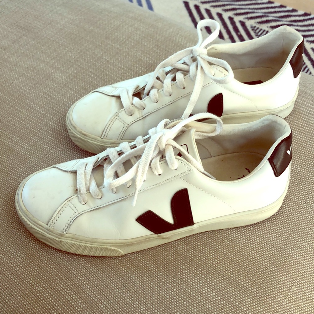 Veja Explar White Leather Sneakers